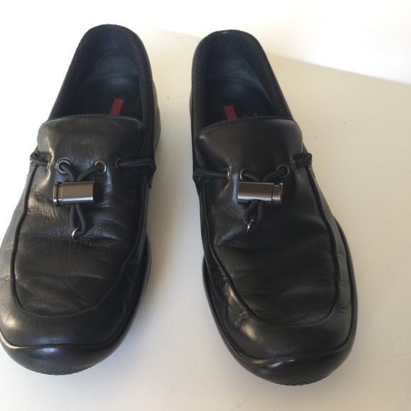 WOMEN'S PRADA BLACK LOAFERS SIZE 37 US 6.5 - Picture 1 of 15